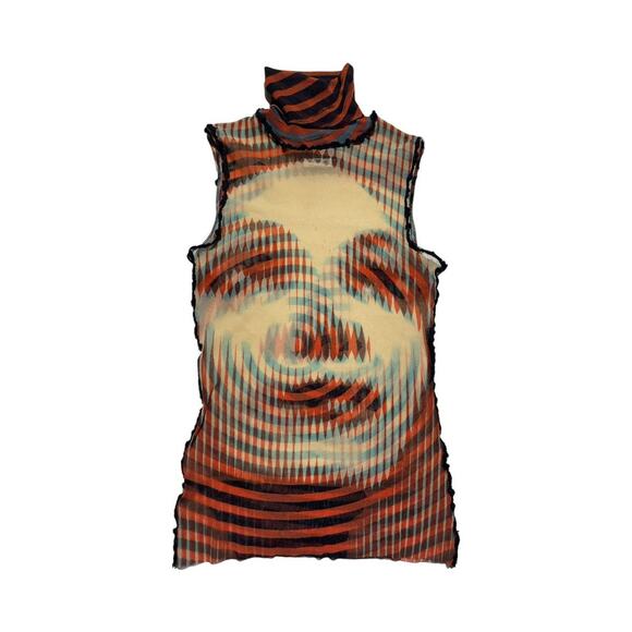 Greta Garbo illusion button up - Picture 1 of 4